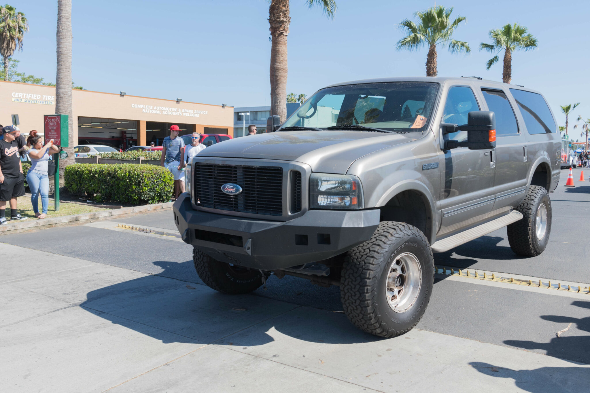 ford excursion v10 mpg mods