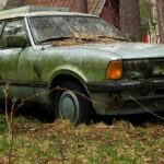 What Happens to Your Car in a Wrecking Yard with These 5 Easy-to-Understand Steps 